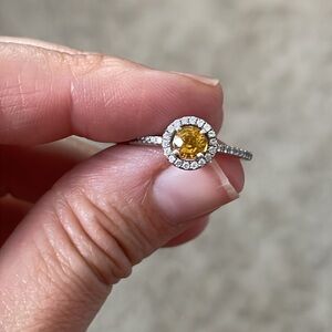 Yellow sapphire ring